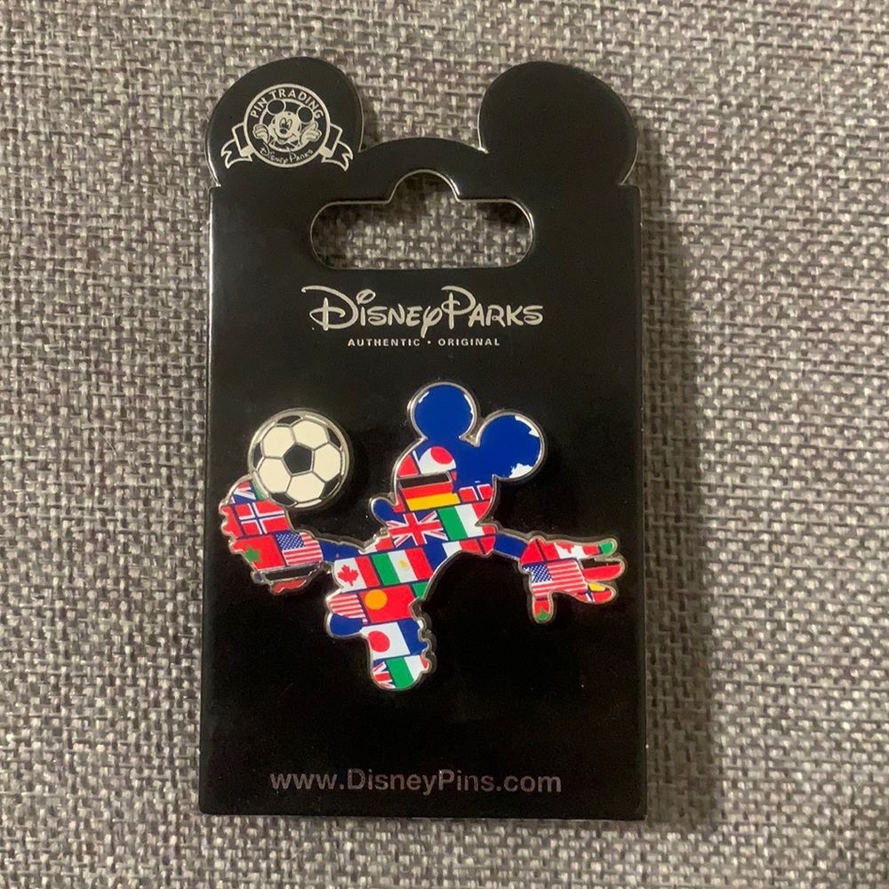Disney soccer pin